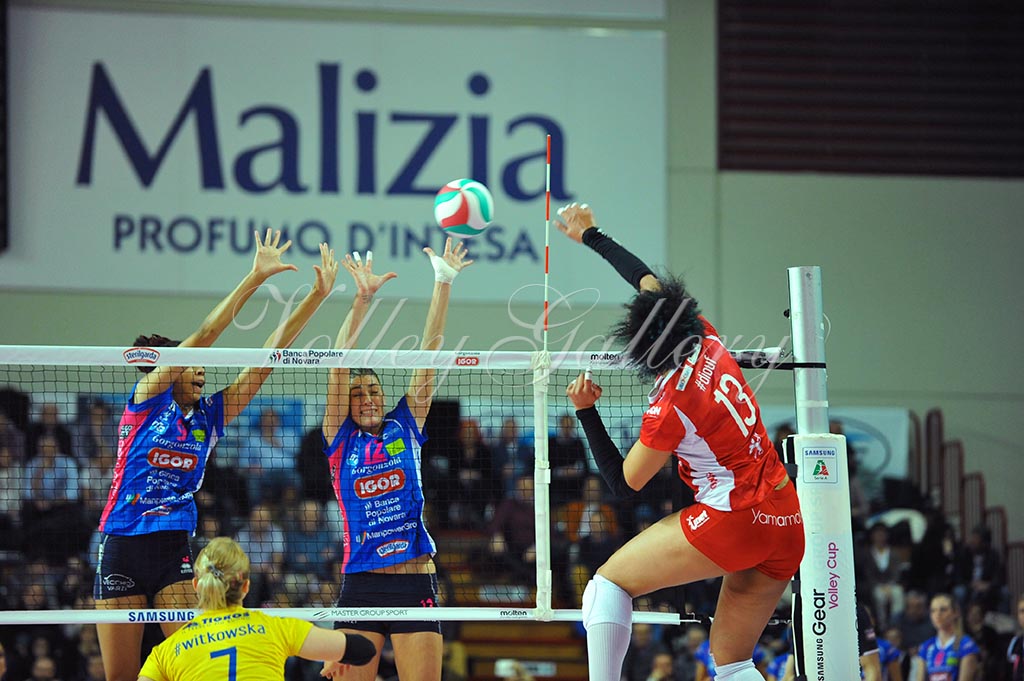 Igor NO-Yamamay (05)